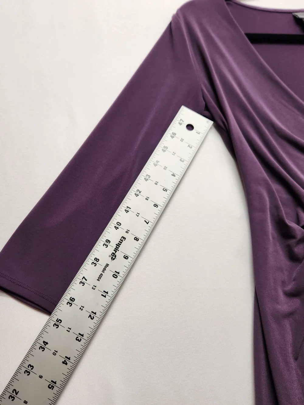 ⭐️Covington Plum Purple Faux Wrap Dress Small S Ruched V-Neck Midi Knit Body Con